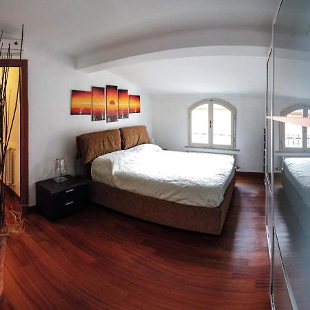 Stupenda Mansarda Centralissima, Finiture Di Lusso Каррара Экстерьер фото
