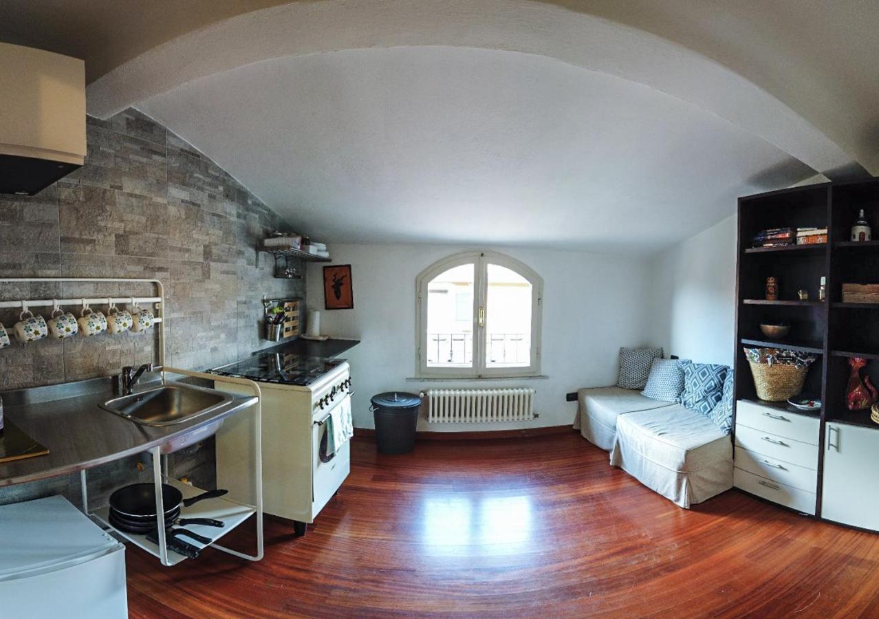 Stupenda Mansarda Centralissima, Finiture Di Lusso Каррара Экстерьер фото